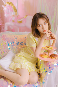蒙娜小魔女