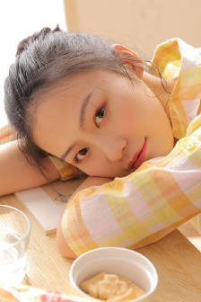 有点大你忍一下
